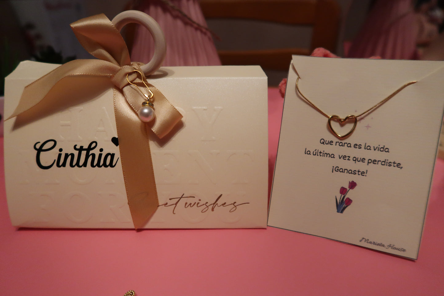 Collares  + bolsa personalizada